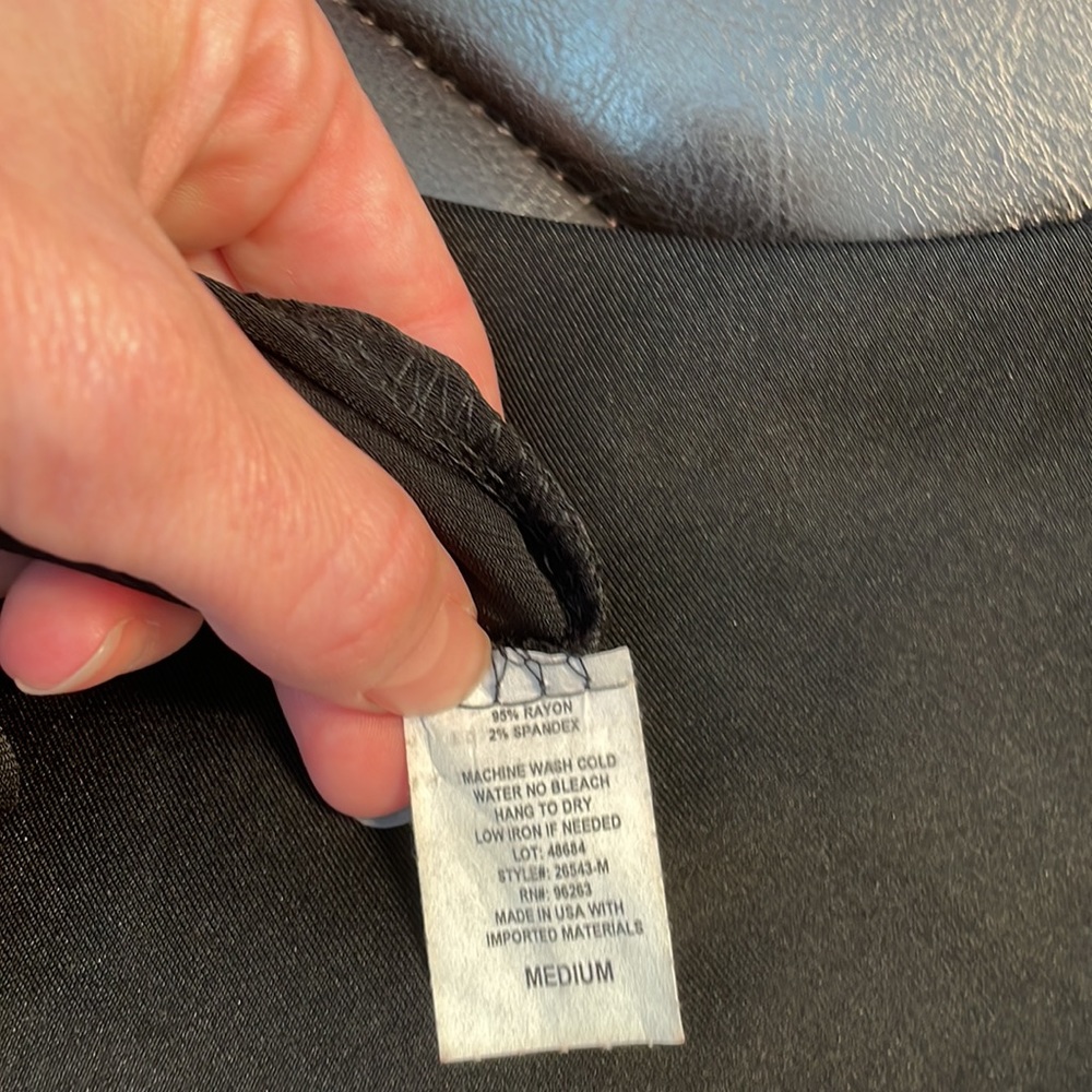 Flattering drape neck, faux layered top - Picture 4 of 5